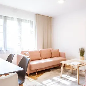 Apartament Old Tenement Sowinskiego 9, Gdańsk